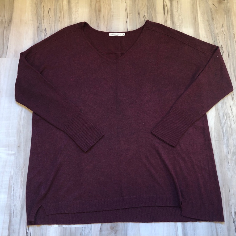 Mes Soeurs Et Moi Burgundy V-Neck Knit Sweater Women's M Oversized Dolman